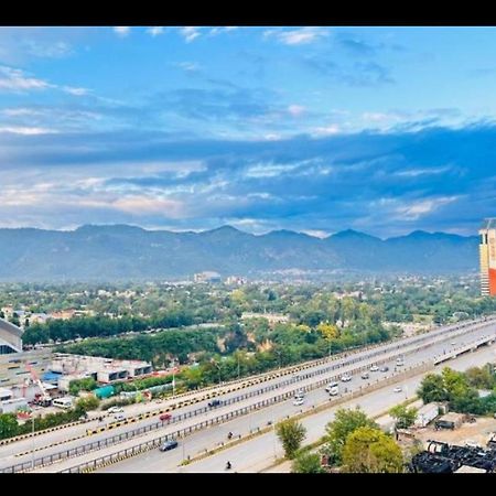 High Rise Presidential Suite In Elysium Opp Centaurus Islamabad Exteriör bild