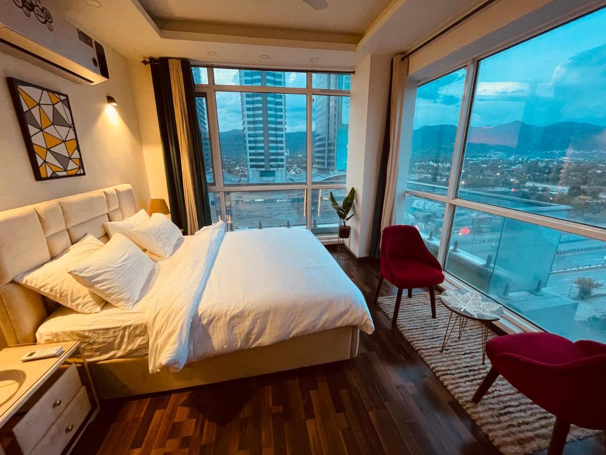 High Rise Presidential Suite In Elysium Opp Centaurus Islamabad Exteriör bild